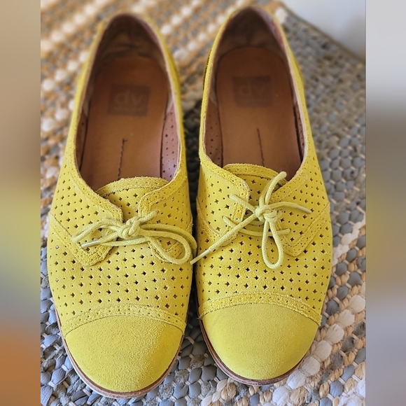 Dolce Vita Shoes - 💜2 for $10💜Bundle and save Vibrant lime green suede shoes.  Size 8.5